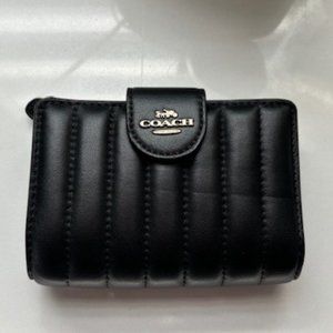 Coach Medium Corner Zip Wallet With Quilting